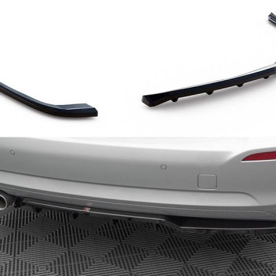 Splitter Central Traseiro (with vertical bars) BMW 3 GT F34 Facelift