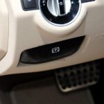 Puxador Travão de Mão Mercedes-Benz Classe C E GLK CLS W204 W207 W218 2007-2014 - Image 3