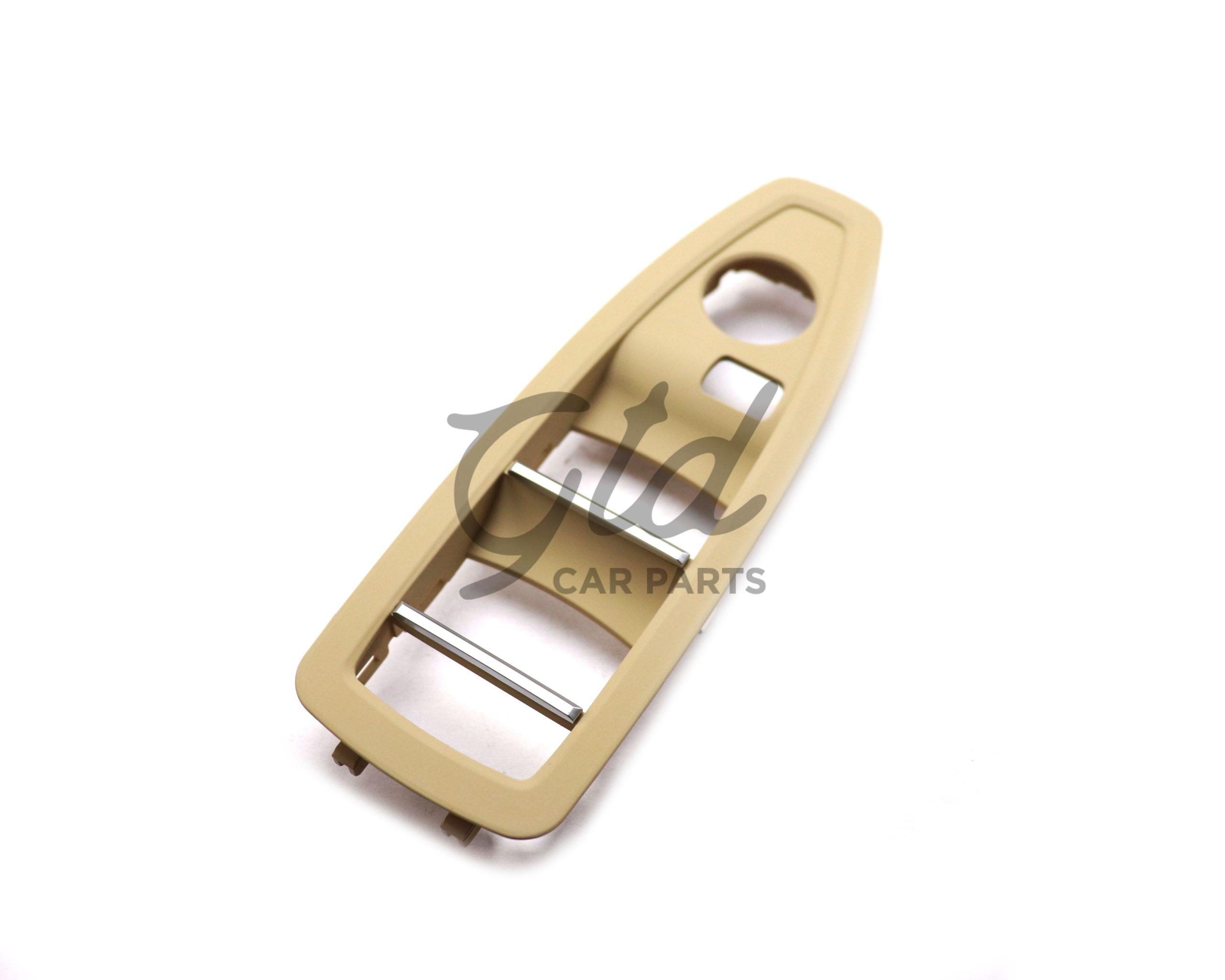 Moldura Vidro Frontal Esquerda Bege S/Esp. Rebatível BMW Série 1/3/4 F20 F30 F36 2012-2018