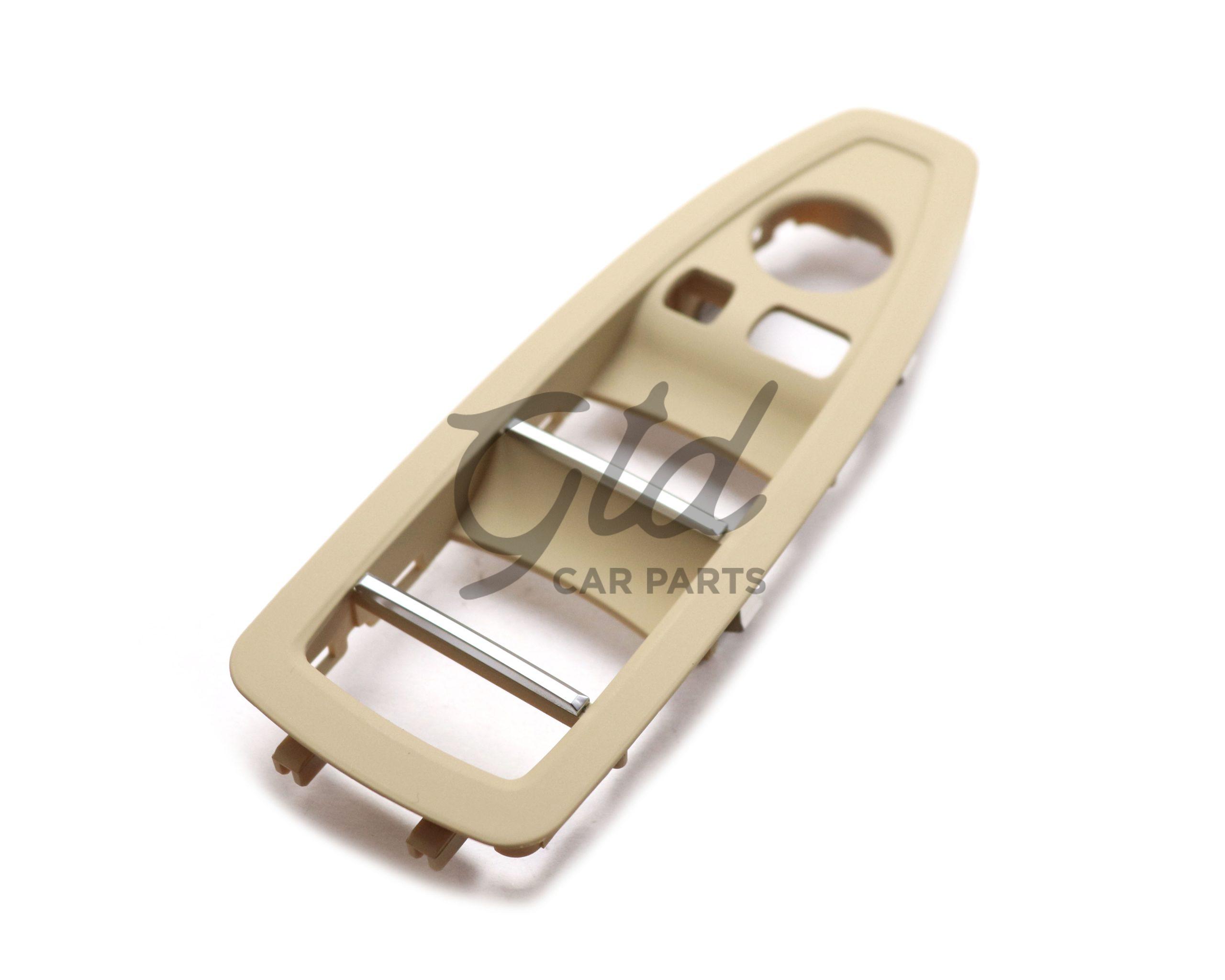 Moldura Vidro Frontal Esquerda Bege C/Esp. Rebatível BMW Série 1/3/4 F20 F30 F36 2012-2018