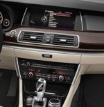 Grelha Ventilação Central Cromada Série 5 GT F07 2010-2017 Bi-Zona - Image 3