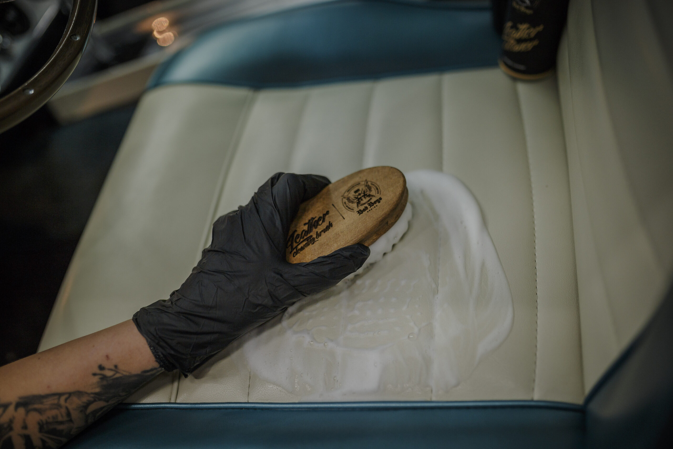 Leather Cleaner 1L - Image 3