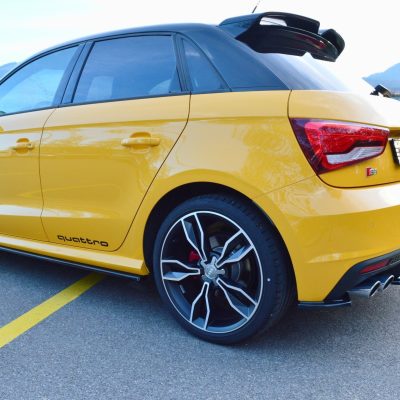 Difusores de embaladeiras laterais Audi S1 8X